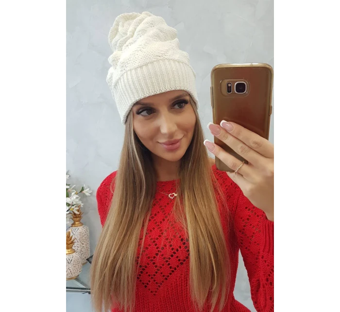 Dámská čepice ecru model 18751879 - K-Fashion Dámská čepice ecru model 18751879 - K-Fashion