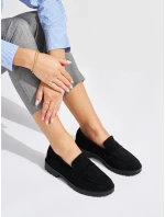 Zaujímavé dámske čierne mokasíny na platforme Zaujímavé dámske čierne mokasíny na platforme
