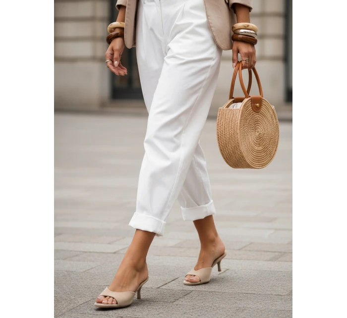 Dámské semišové žabky béžové Dstreet model 21996238 - FashionStreet