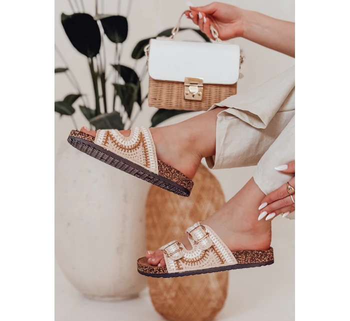 Dámské korkové žabky beige Dstreet model 21988401 - FashionStreet