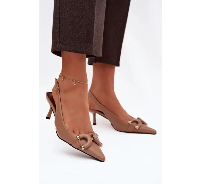 Sandále na podpätku model 224500 Krok vo veľkom štýle