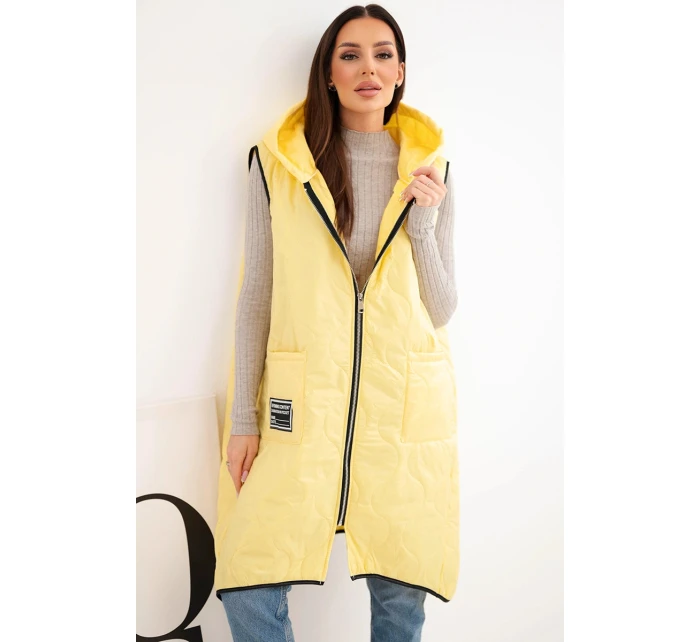Dámská prošívaná vesta Plus Size s kapucí na zip žlutá