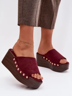 Dámské pantofle na platformě s Zlatými sponami Eko semiš Bordové model 21960960 - Boto