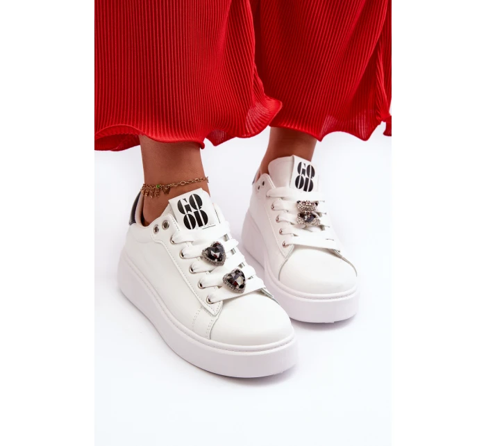 Dámské boty na platformě s ozdobami bílé model 21659166 - Boto