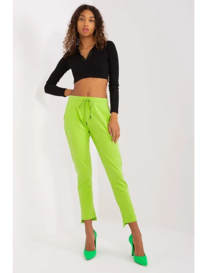 Tepláky model 191228 Relevantnosť