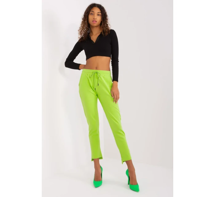 Tepláky model 191228 Relevantnosť