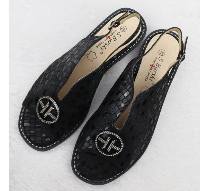 Dámské černé kožené sandály model 21904964 - S.Barski
