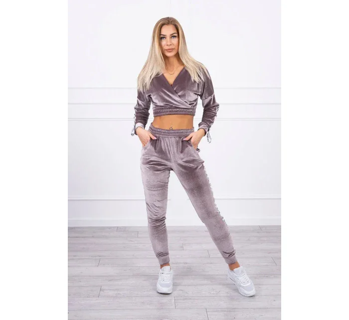 Velúrová súprava s nápisom Queen grey