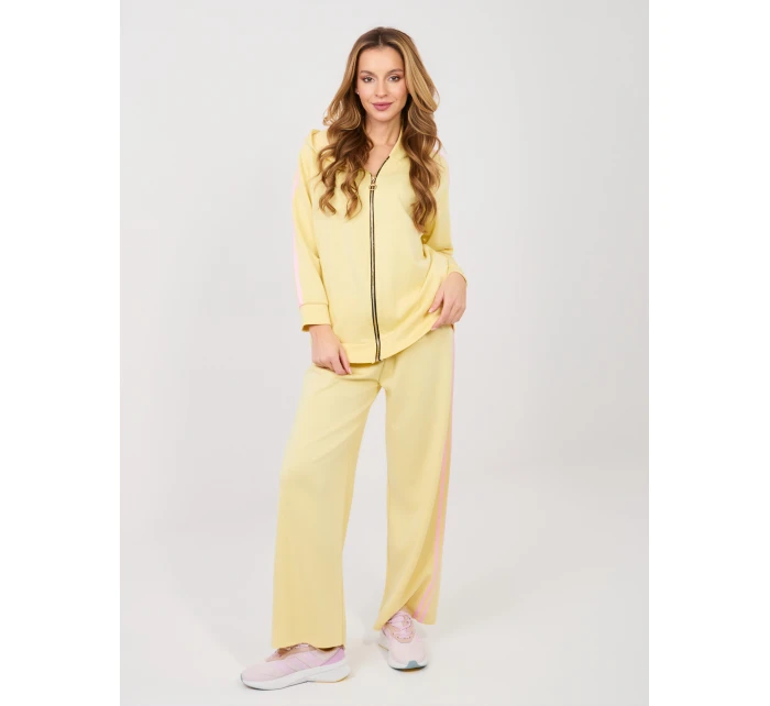 Súprava IT KMPL 21782.91 svetložltá