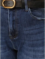 Jeansy damskie mom fit z paskiem niebieskie model 22365083 - FashionStreet Jeansy damskie mom fit z paskiem niebieskie model 22365083 - FashionStreet