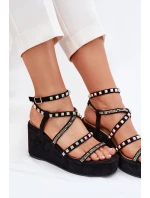 Dámské Sandály Na Klínu Se Na Černé model 21702805 - Boto Dámské Sandály Na Klínu Se Na Černé model 21702805 - Boto