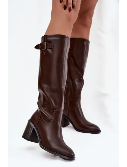 Topánky na podpätku model 220721 Krok vo veľkom štýle Topánky na podpätku model 220721 Krok vo veľkom štýle