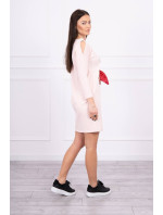 Šaty s grafikou a 3D hráškovou mašľou púdrovo ružové