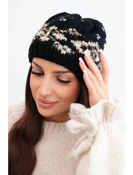 Dámska zimná vlnená čiapka s ozdobnými kryštálmi K399 čierna