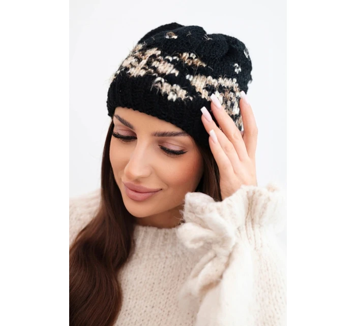Dámska zimná vlnená čiapka s ozdobnými kryštálmi K399 čierna