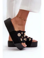 Dámske papuče na platforme s kolíkmi Black Zranesia Dámske papuče na platforme s kolíkmi Black Zranesia