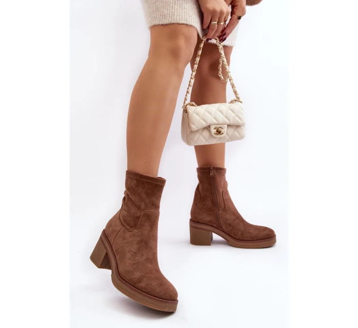 Dámské kotníčkové boty na podpatku hnědé model 21642290 - Boto