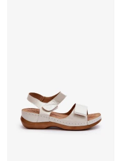 Pohodlné dámske sandále na suchý zips Silver Iphiope