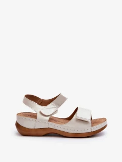 Pohodlné dámske sandále na suchý zips Silver Iphiope