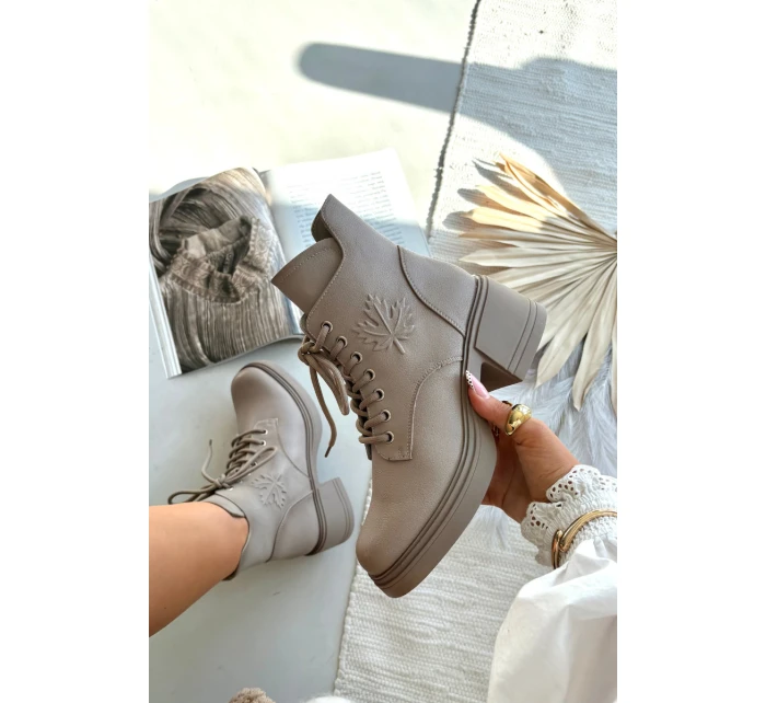 Dámske čižmy Vinceza - béžové, kožené, s blokovým podpätkom Dámske čižmy Vinceza - béžové, kožené, s blokovým podpätkom