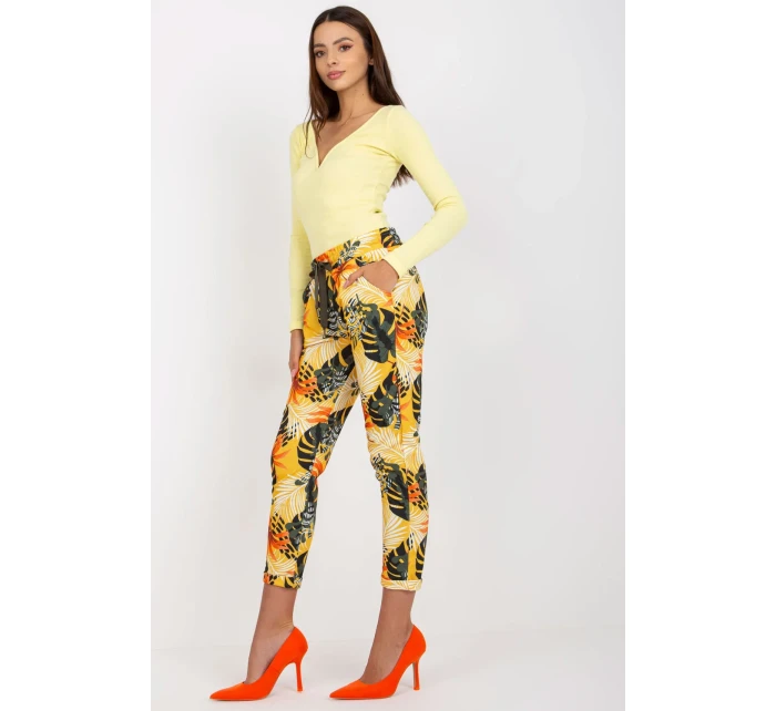 Teplákové nohavice model 167078 Relevantnosť