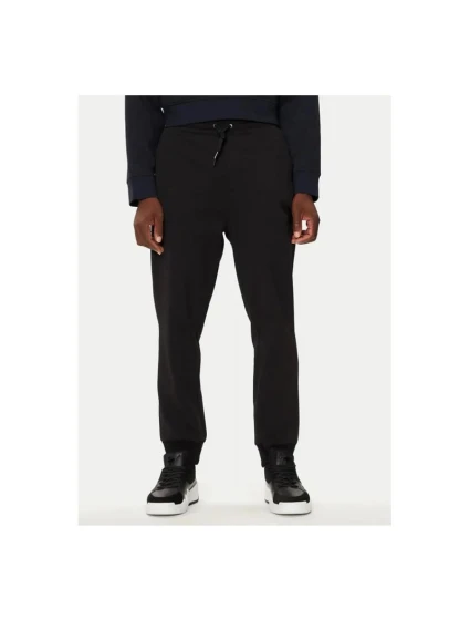 Pánske športové nohavice Armani Exchange Black (6DZPAB-ZJKBZ-1200) Pánske športové nohavice Armani Exchange Black (6DZPAB-ZJKBZ-1200)