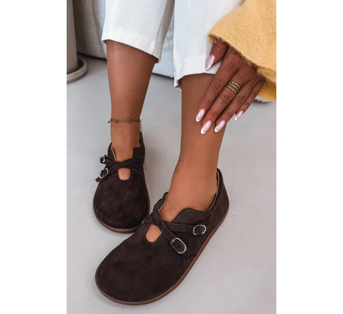 Kožené semišové dámské polobotky s pásky model 21937586 čokoládové - Zazoo