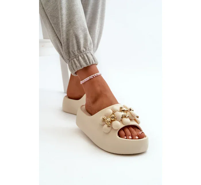 Dámské pěnové pantofle s ozdobami na silné světle béžová model 20455574 - Kesi