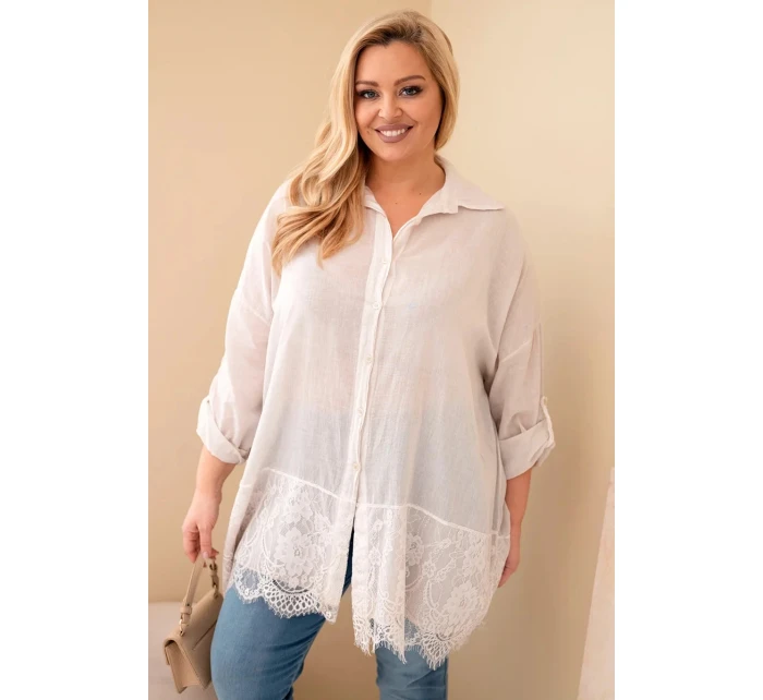 Dámske bavlnené tričko s čipkovým lemovaním v béžovej farbe Dámske bavlnené tričko s čipkovým lemovaním v béžovej farbe