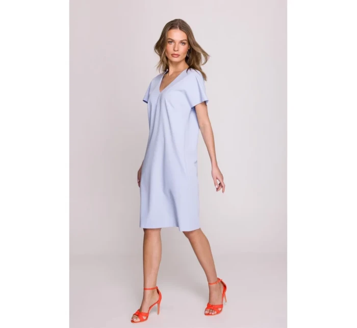 S392 Šaty voľného strihu s výstrihom do V - svetlomodré S392 Šaty voľného strihu s výstrihom do V - svetlomodré