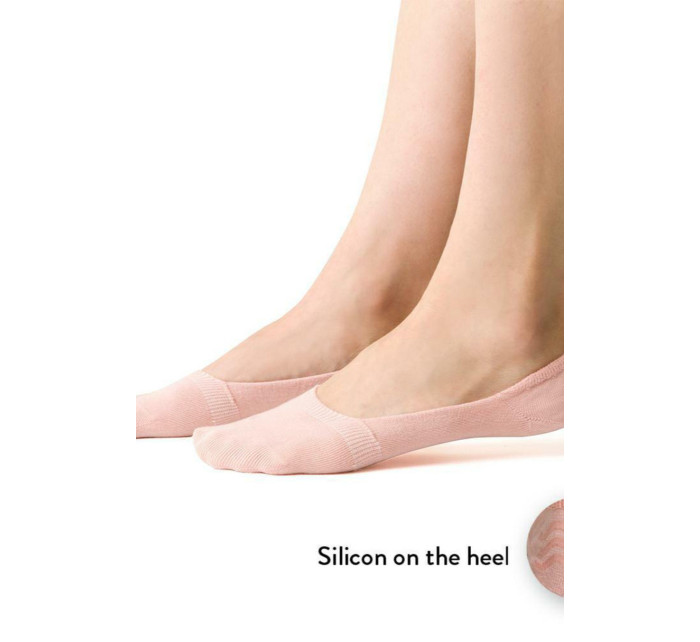 Dámske bavlnené ponožky so silikónom 058