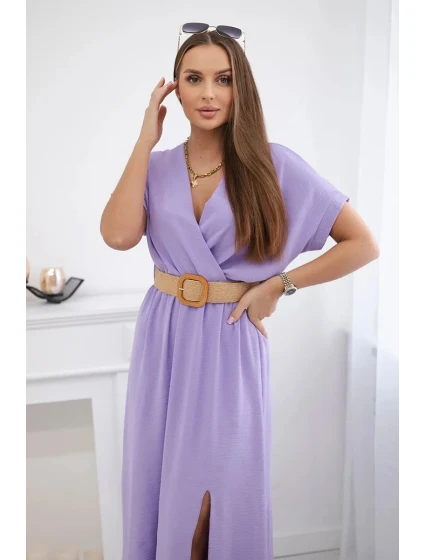 Dlouhé šaty s ozdobným páskem fialové
