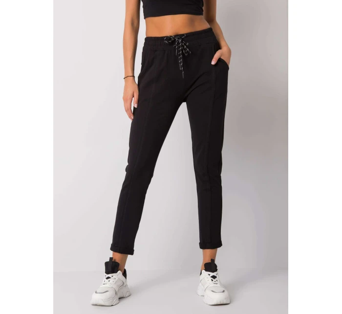 Spodnie dresowe RV DR model 21126985 czarny - FPrice Spodnie dresowe RV DR model 21126985 czarny - FPrice