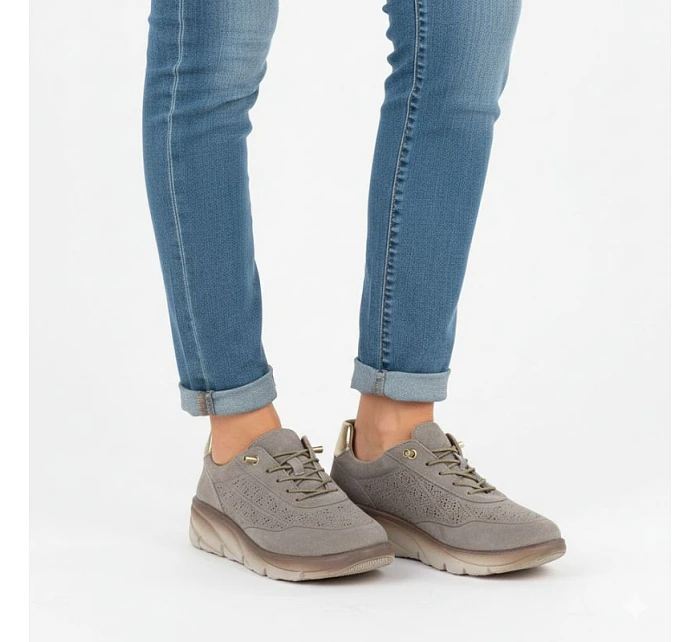 Dámské lodičky na podpatku s pásky Sergio model 21906139 - LEONE