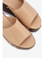 Dámské nazouváky na platformě s béžové model 21918817 - Boto