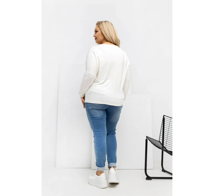 plus size blúzka model 223925 Relevantnosť