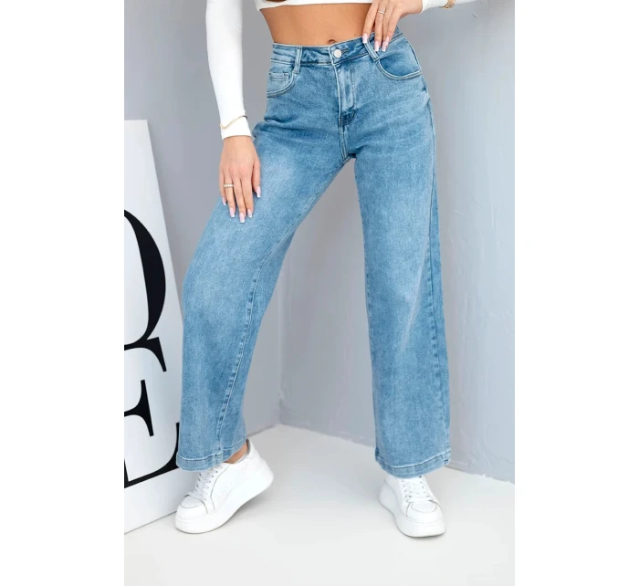 Dámske džínsy s vysokým pásom a širokými nohavicami