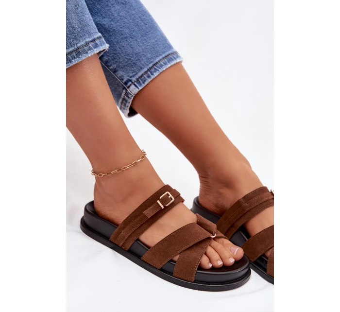 Dámské pantofle s pásky a zlatým sponou Hnědé Selorina