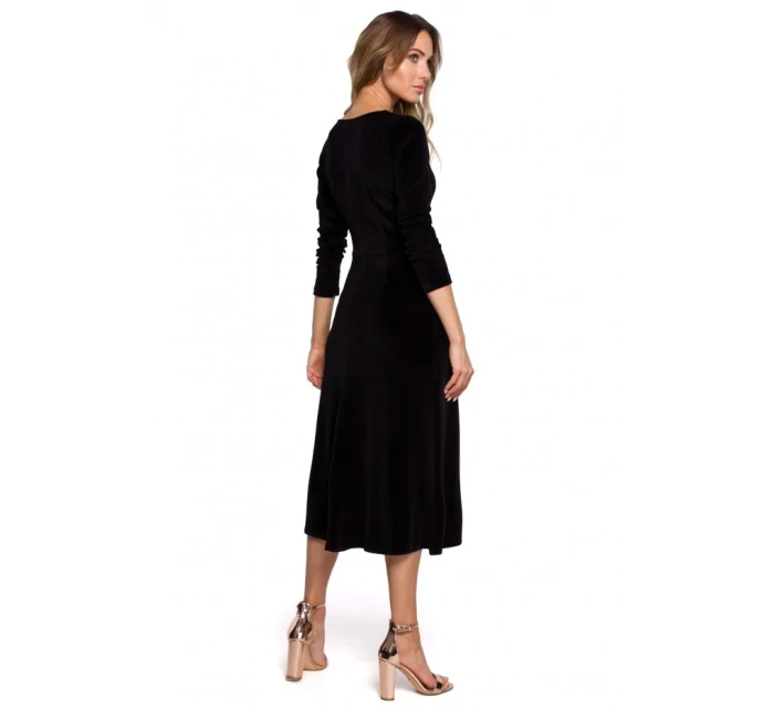 Dámské sametové midi šaty s rukávy černé  model 18394435 - Moe