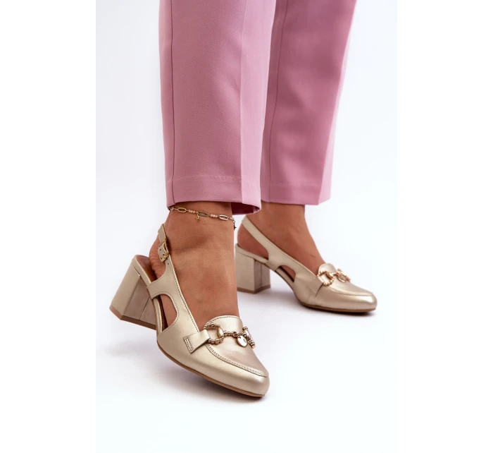 Kožené sandály na podpatku model 21659451 Zlaté - Maciejka
