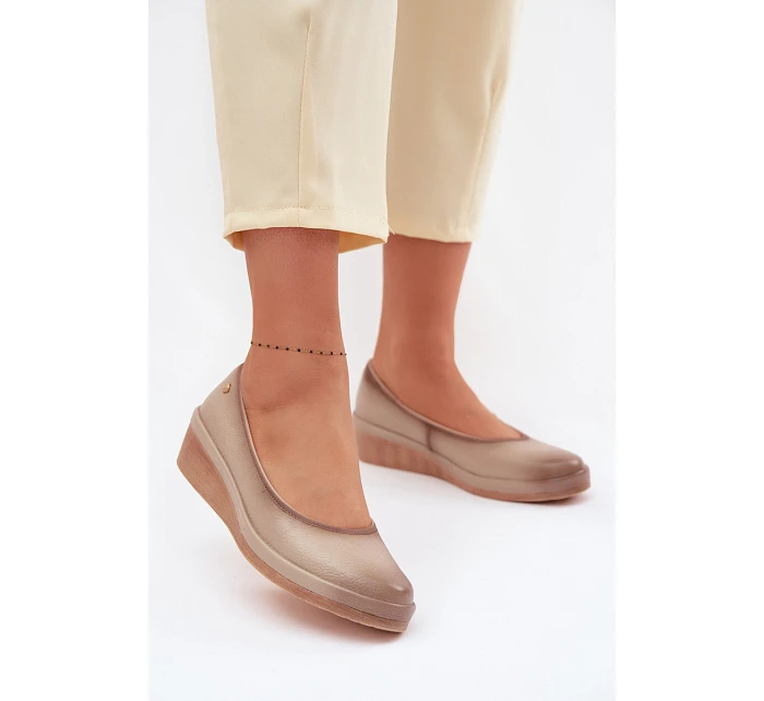 Kožené dámské polobotky na platformě Vinceza Béžové