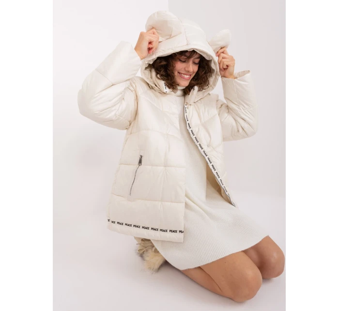 NM KR TR522 bunda.96P svetlo béžová