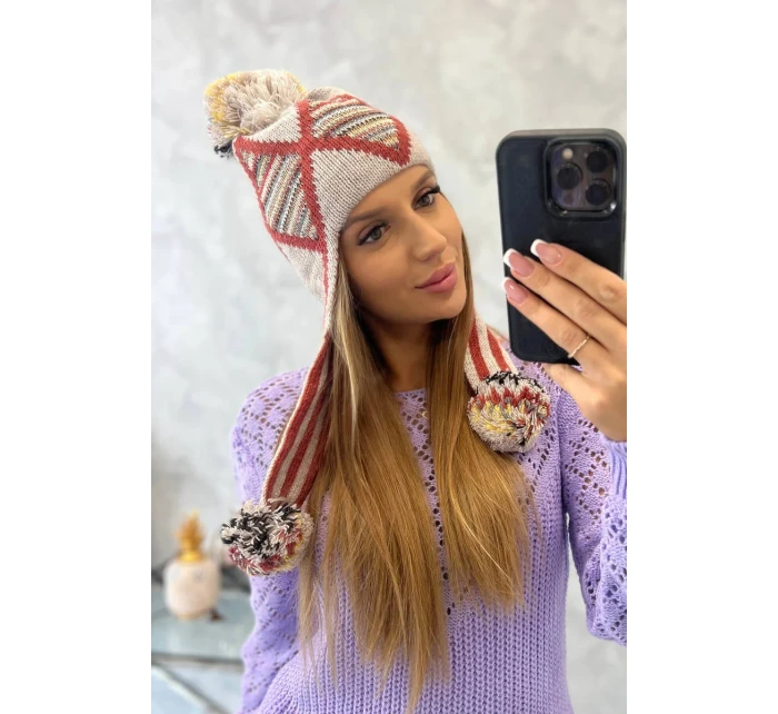 Dámská klapka na uši Eunika model 18751839 - K-Fashion Dámská klapka na uši Eunika model 18751839 - K-Fashion