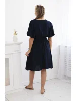 Šaty s model 21915247 výstřihem námořnická modř - K-Fashion Šaty s model 21915247 výstřihem námořnická modř - K-Fashion