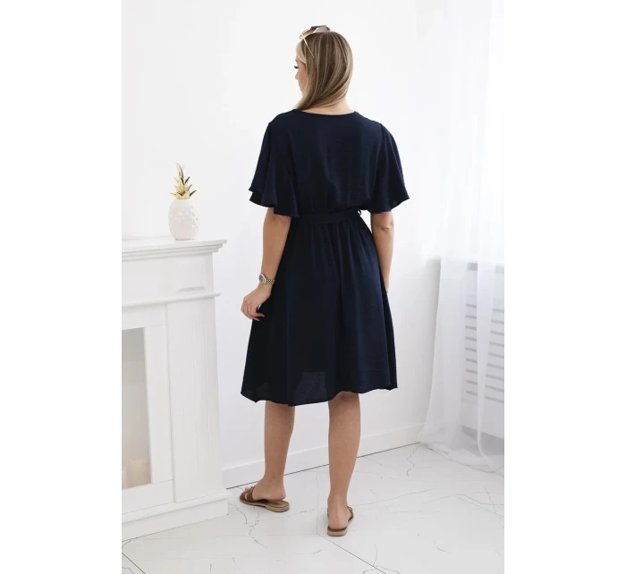 Šaty s model 21915247 výstřihem námořnická modř - K-Fashion Šaty s model 21915247 výstřihem námořnická modř - K-Fashion