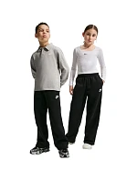 Dětské kalhoty černé, 010 model 22230626 - NIKE Dětské kalhoty černé, 010 model 22230626 - NIKE