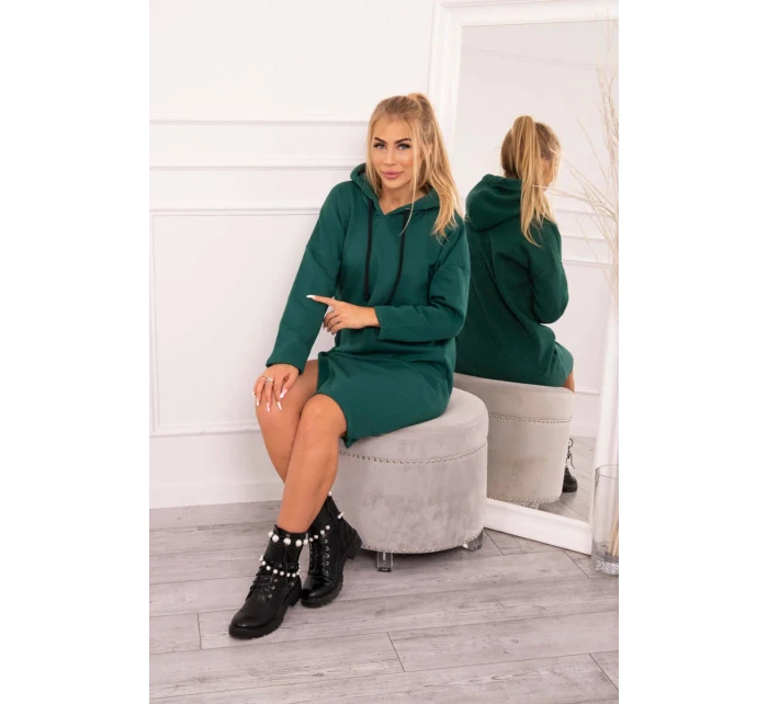 Šaty s kapucňou a bočným rázporkom tmavo zelené