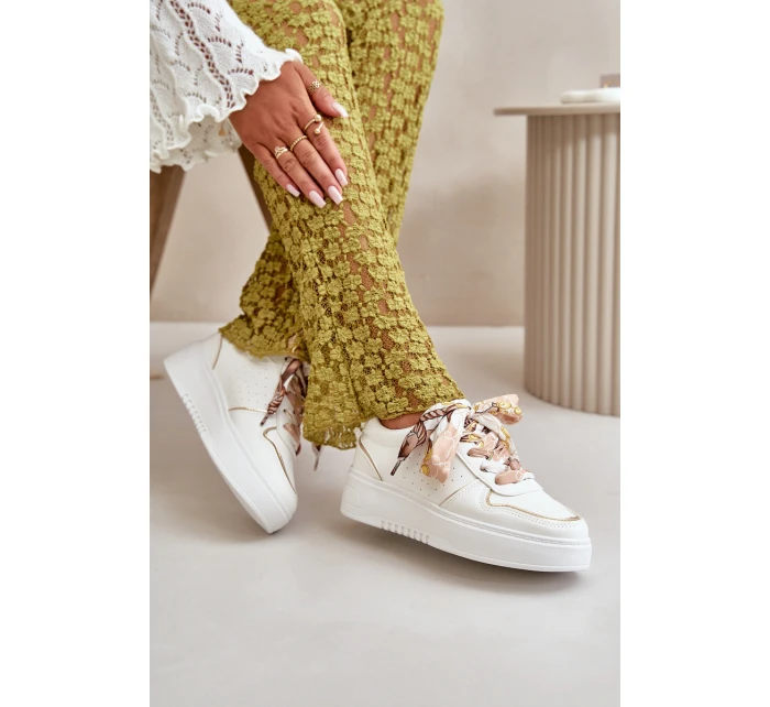 Sneakersy Damskie Na Platformie Z Ozdobnym Sznurowaniem Białe Mistra