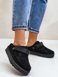 Dámské pantofle zateplené kožíškem na platformě černé model 21671344 - Boto