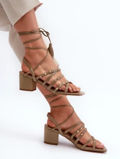 Wiązane Sandały Na Niskim Obcasie Ozdobione Ćwiekami Zielone Chrisele